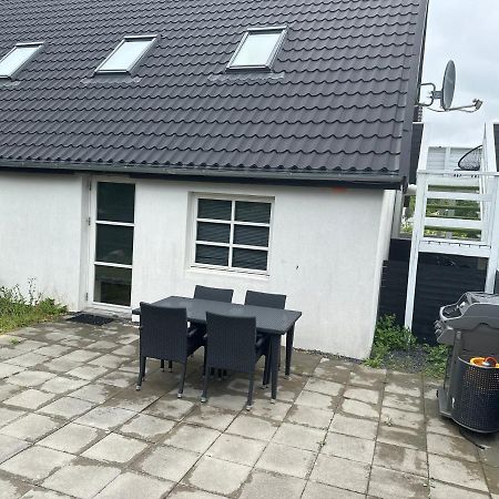2 Bedroom Apartment Near The Sea ティスヴィレライ エクステリア 写真